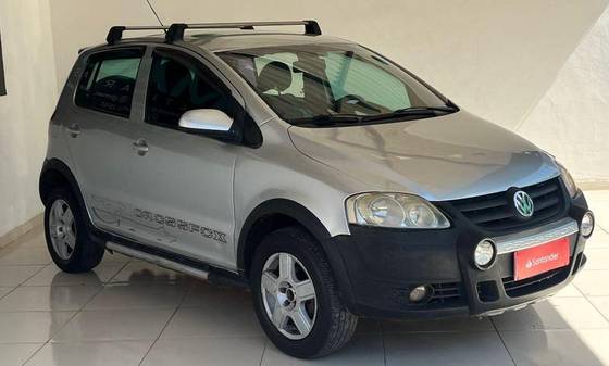 VOLKSWAGEN CROSSFOX 1.6 MI FLEX 8V 4P MANUAL